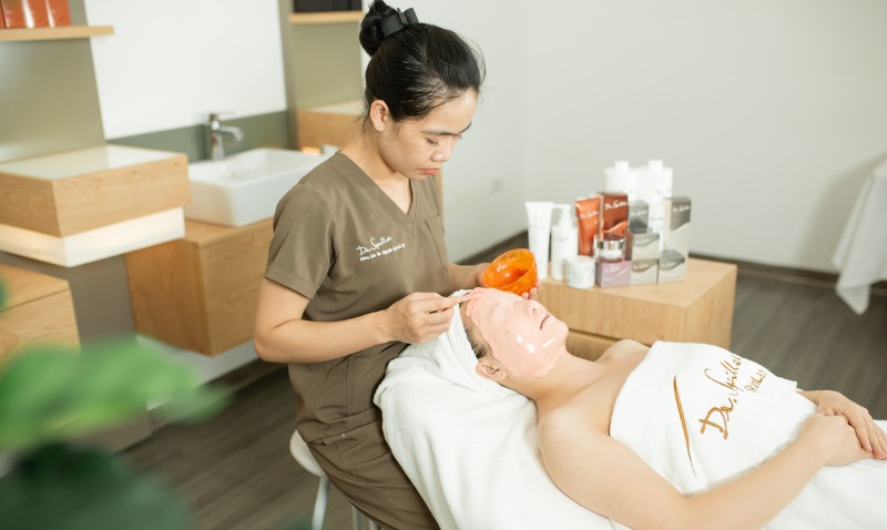 Chăm sóc sức khỏe và làm đẹp cho mẹ bầu là điều cực kỳ quan trọng trong suốt thai kỳ.