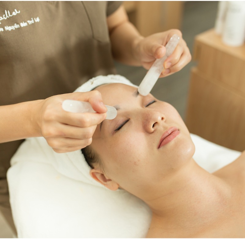 lựa chọn một spa giảm thâm mắt Hà Nội phù hợp là bước đầu quan trọng giúp bạn lấy lại vẻ đẹp tự nhiên cho đôi mắt.