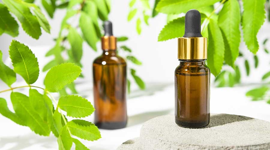 Mỹ phẩm sinh học ngày càng trở nên phổ biến vì khả năng nuôi dưỡng da từ thiên nhiên một cách an toàn và lành tính