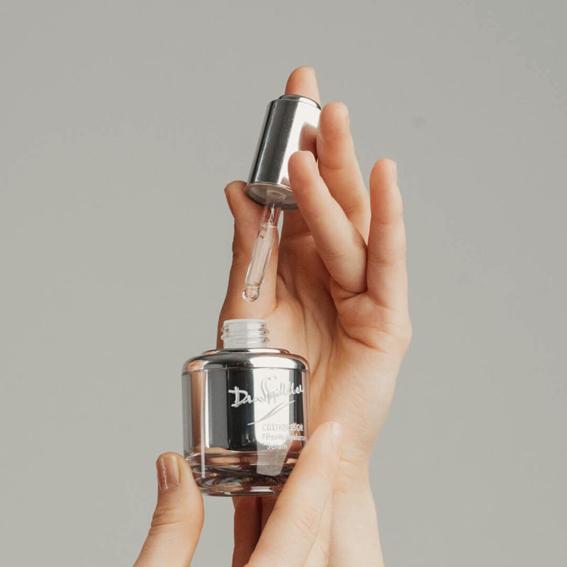 Sử dụng top mỹ phẩm sinh học nên dùng chính là một bước quan trọng trong quá trình chăm sóc da hiện đại.