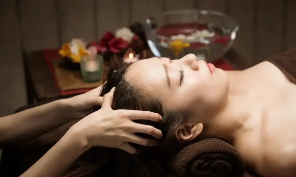 Skinlab nổi tiếng trong việc cung cấp các dịch vụ chăm sóc da chuyên sâu và gội đầu dưỡng sinh cho người mất ngủ