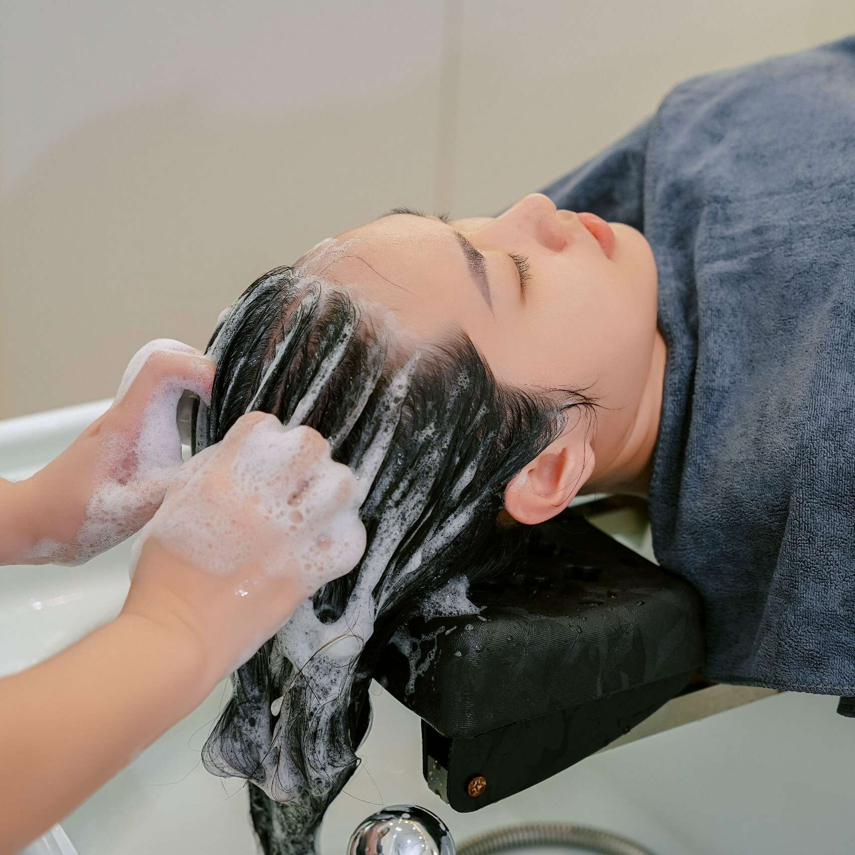 Skinlab là thương hiệu chuyên cung cấp dịch vụ gội đầu thư giãn gần đây chất lượng cao.