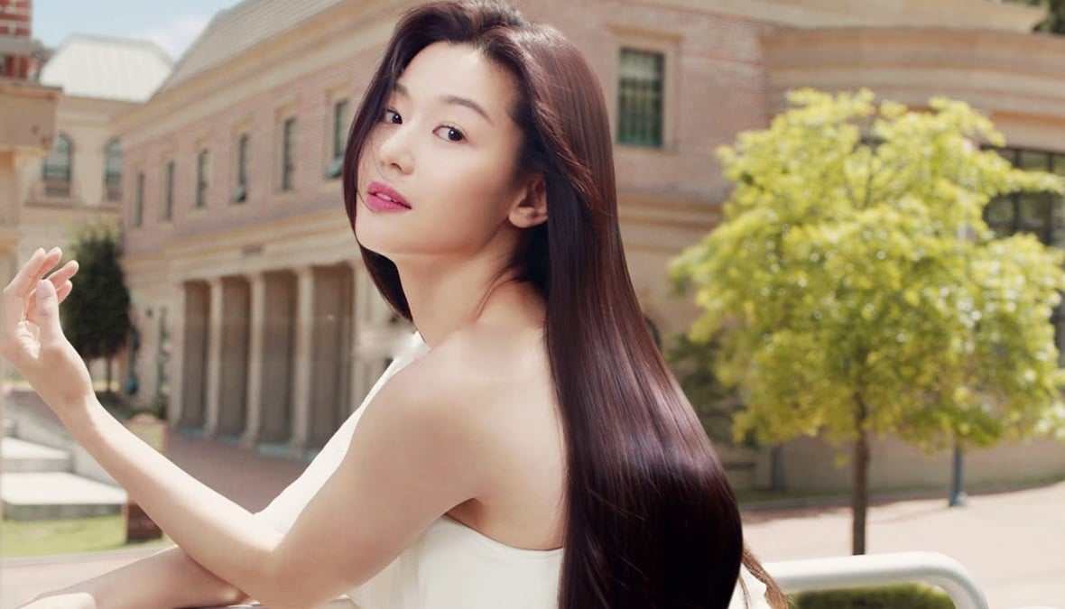 bảo vệ đúng cách giúp lưu giữ dưỡng chất nuôi tóc từ các bước dưỡng trước, duy trì mái tóc mềm mượt, tràn đầy sức sống lâu dài.