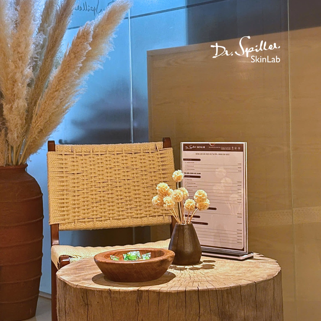 Spa phường Hàng Mã Hoàn Kiếm Hà Nội thu hút khách hàng không chỉ nhờ vị trí thuận lợi mà còn nhờ vào sự đa dạng về dịch vụ