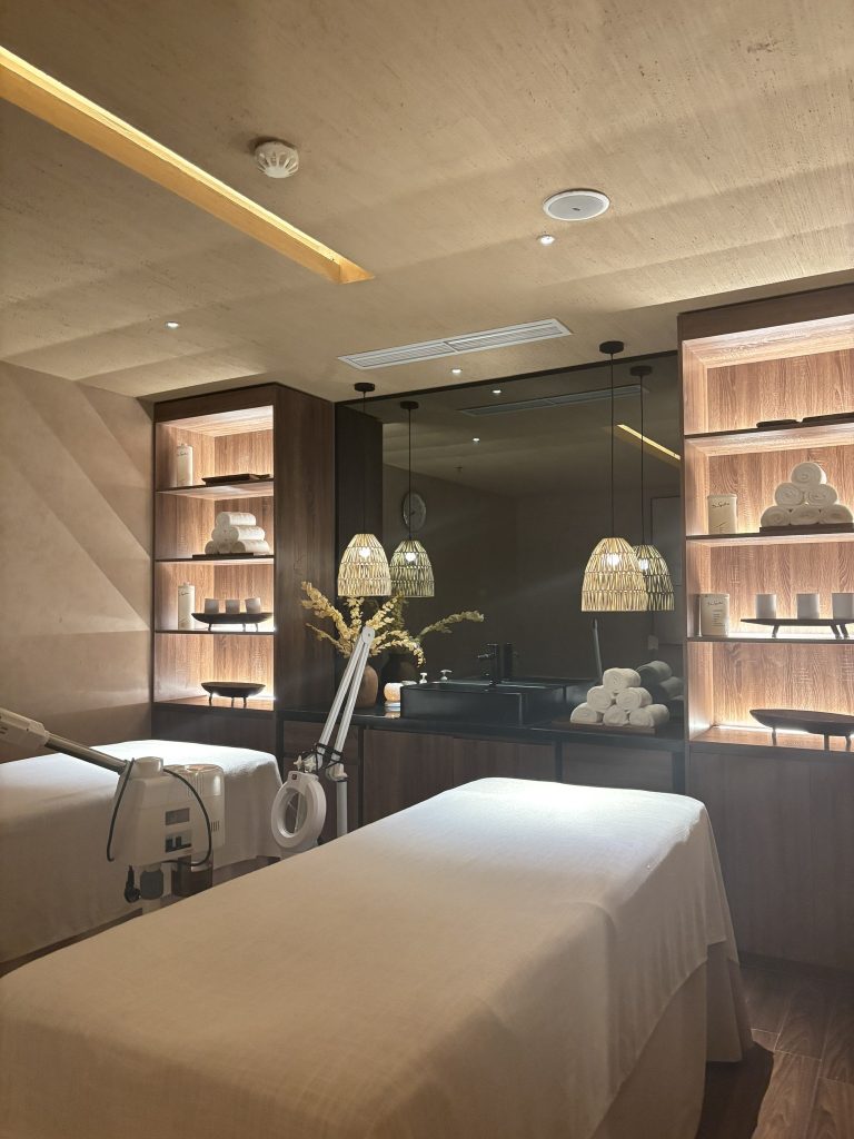 Spa phường Vĩnh Tuy Hai Bà Trưng Hà Nội cung cấp nhiều dịch vụ chăm sóc sắc đẹp phù hợp với từng nhu cầu khách hàng.