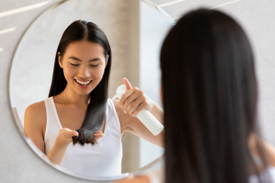 Thời gian và sự chăm chút nhỏ nhặt hôm nay chính là yếu tố quyết định mái tóc luôn mềm mượt và chắc khỏe trong tương lai.