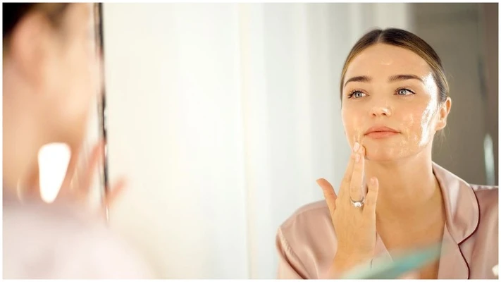 Biết cách ngừa mụn mùa nồm trở thành yếu tố quan trọng để bảo vệ làn da khỏi tình trạng mụn nghiêm trọng.