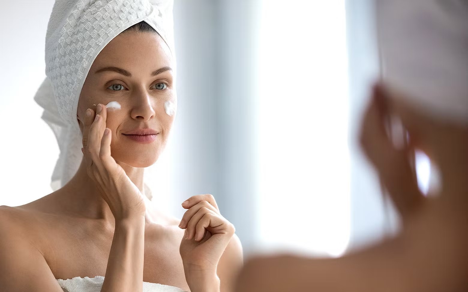 Khi tham khảo các sản phẩm chăm sóc da mùa xuân bằng thảo dược bạn nên ưu tiên những loại có nguồn gốc rõ ràng