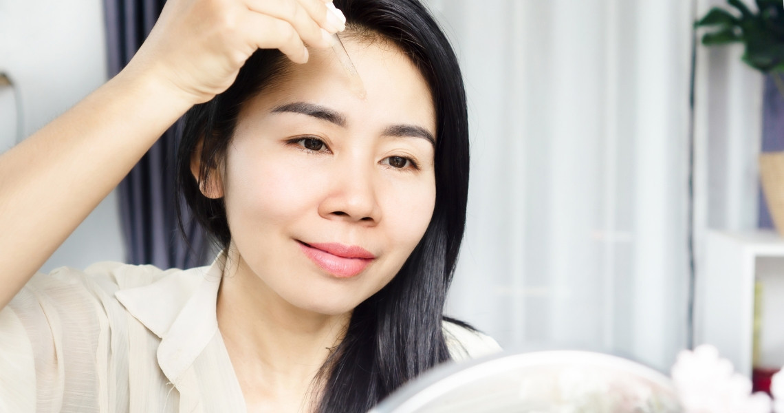 Bài viết dưới đây sẽ hướng dẫn chị em phụ nữ 40+ cách chăm sóc da mùa xuân khoa học và hiệu quả.