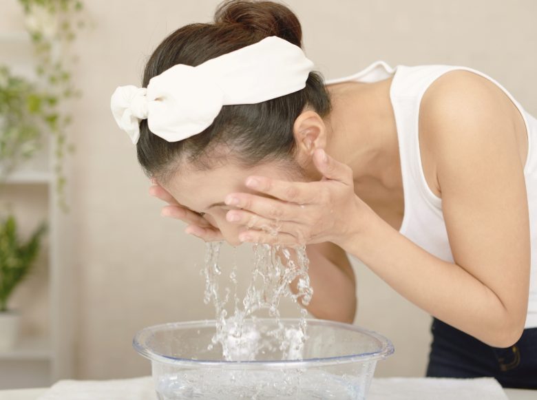 Tầm quan trọng của việc duy trì chăm sóc da mùa xuân miền Bắc