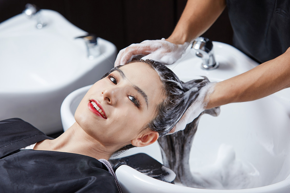 Skinlab là địa chỉ uy tín chuyên cung cấp dịch vụ gội đầu dưỡng sinh chăm sóc sức khỏe tinh thần đạt tiêu chuẩn cao