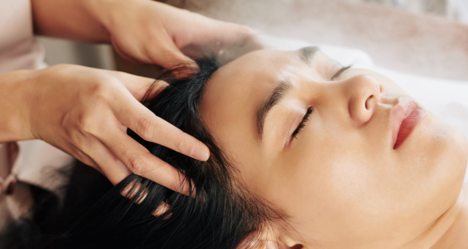 Skinlab tự hào mang đến dịch vụ gội đầu thư giãn khuyến mãi chất lượng với tiêu chuẩn chuyên sâu