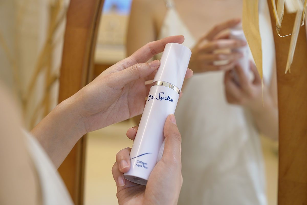 routine chăm sóc da mùa nồm đúng chuẩn không chỉ giúp kiểm soát độ nhờn thông thường mà còn bảo vệ da tránh khỏi các tác nhân gây mụn