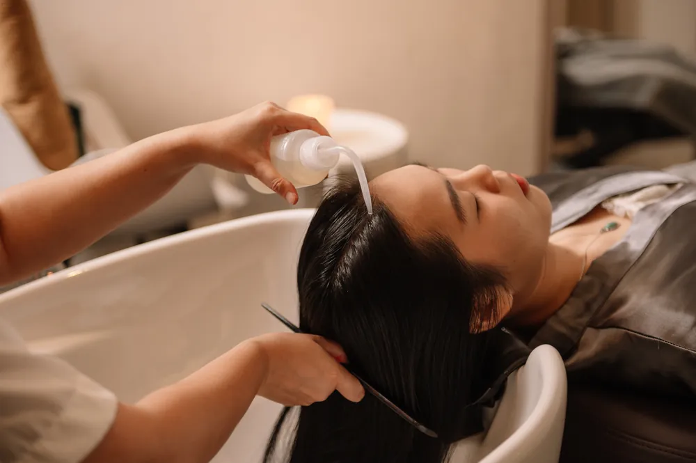 Dinh dưỡng đóng vai trò quan trọng trong tái tạo và duy trì sức khỏe cho tóc