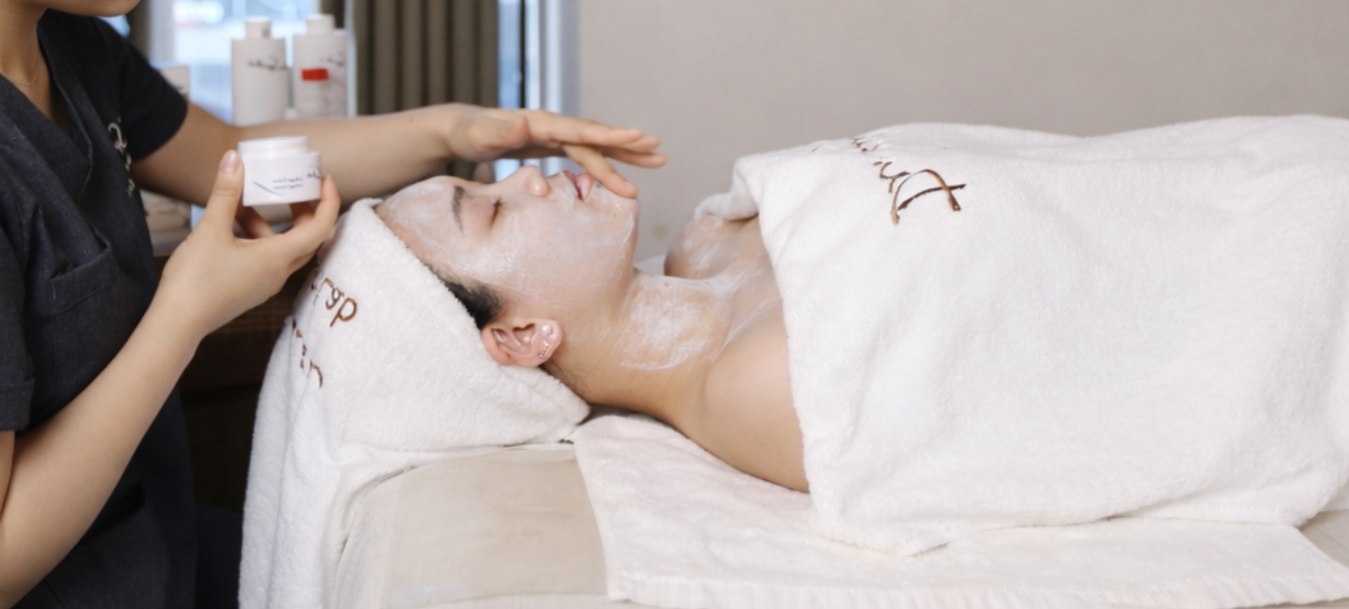 TRỊ LIỆU BỔ SUNG ẨM, CHỐNG LÃO HÓA SỚM TỪ DẦU MẦM LÚA MÌ VÀ LANOLIN VỚI MẶT NẠ WHEAT GERM CREAM MASK