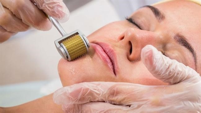 Skinlab đảm bảo kết hợp kỹ thuật lăn kim chuẩn y khoa cùng tinh chất dưỡng da phù hợp với từng loại da, giúp tăng khả năng tái tạo da và chống lão hóa.