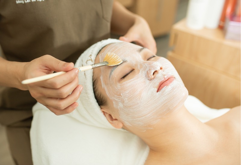 Khi tìm kiếm giải pháp chăm sóc và cải thiện làn da, việc lựa chọn spa Quảng Ninh lăn kim chất lượng luôn đóng vai trò then chốt