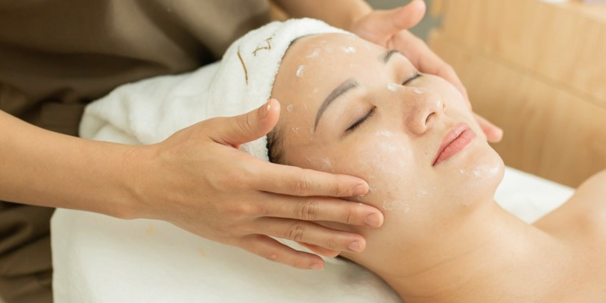 Chọn địa chỉ spa chăm sóc da mặt giá rẻ HCM phù hợp có ý nghĩa rất lớn trong việc cải thiện sức khỏe làn da