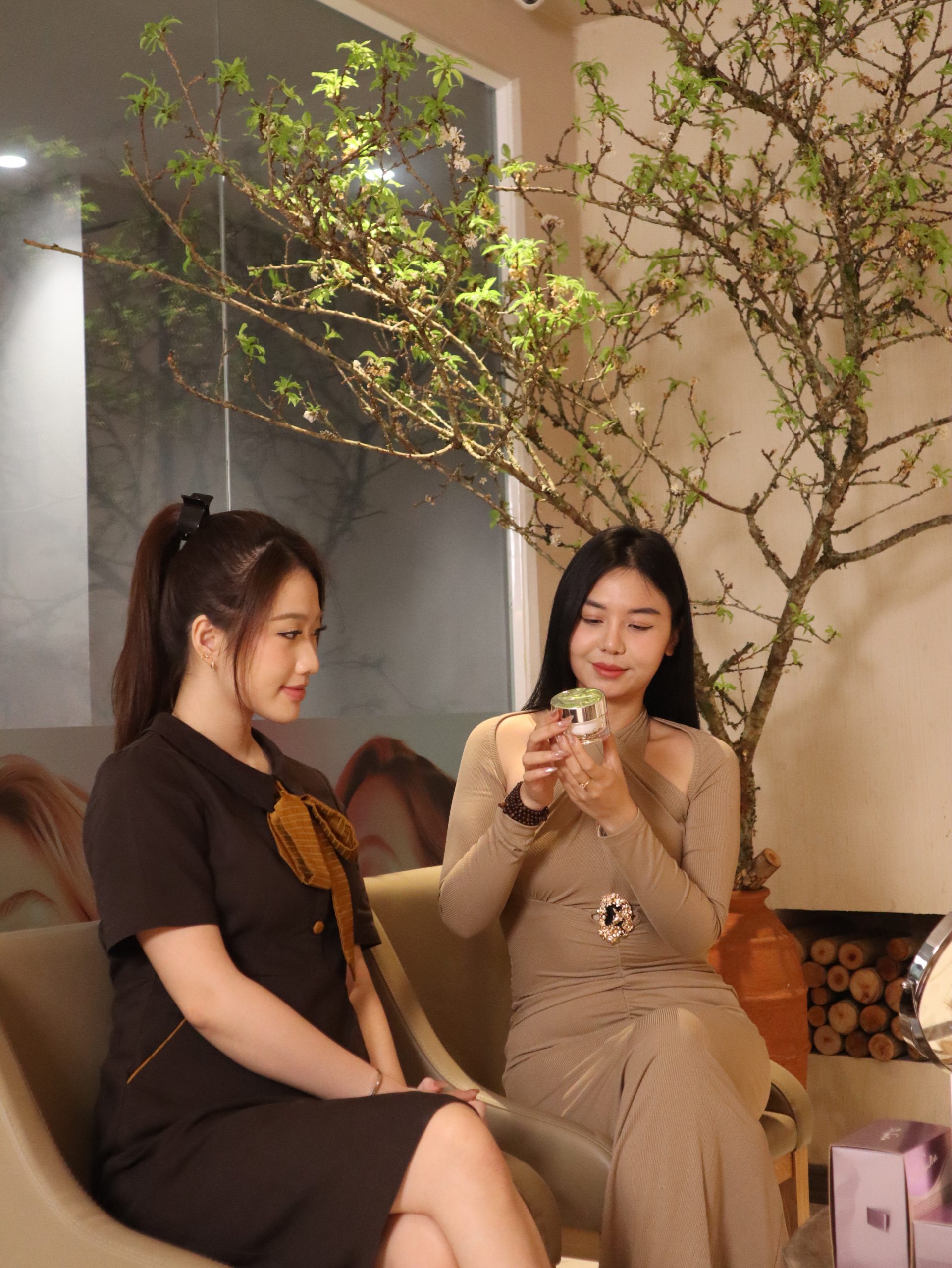 Chọn lựa địa chỉ uy tín và chất lượng cho quy trình chăm sóc da ngày càng trở nên quan trọng trong cuộc sống hiện đại.
