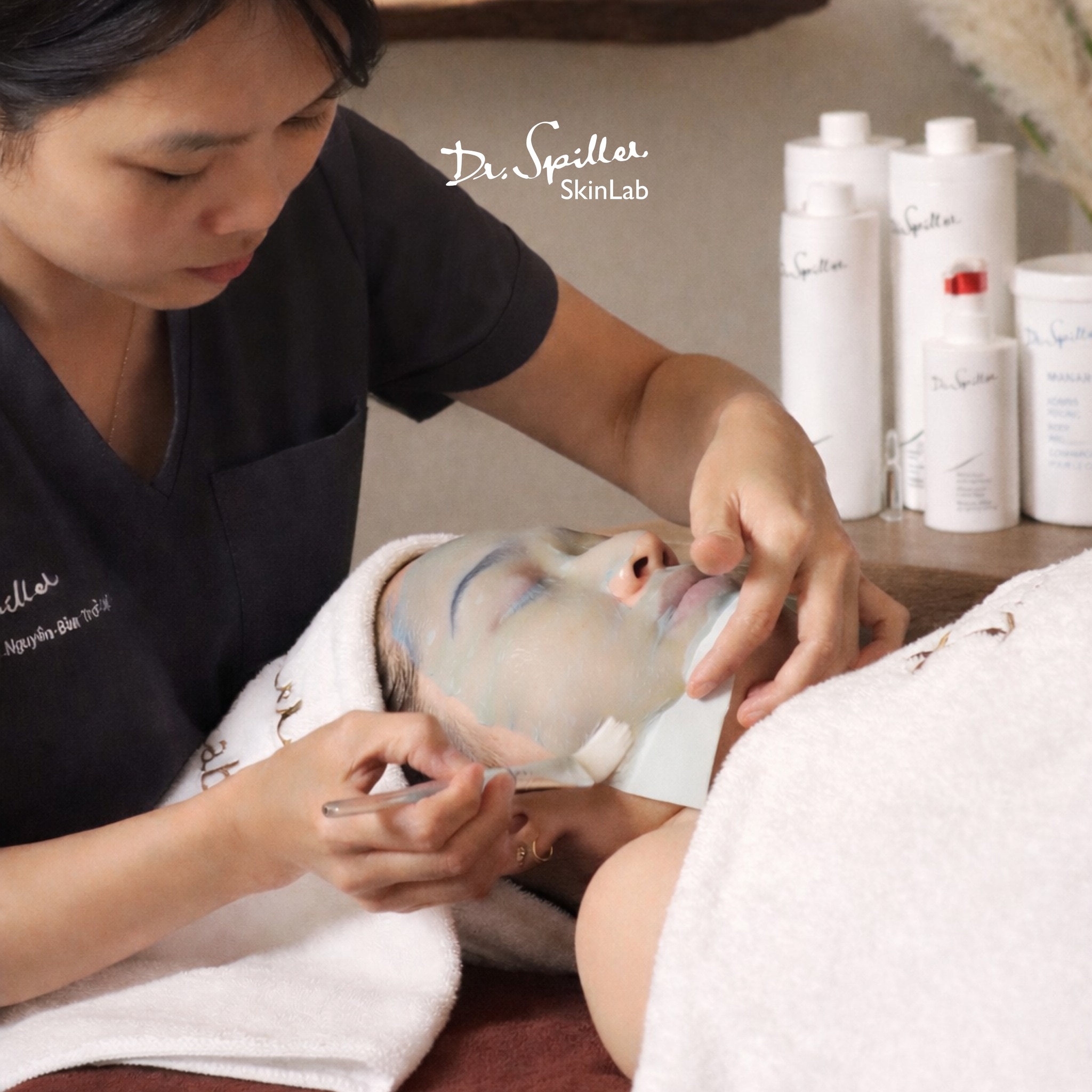 Spa Quảng Ninh liệu trình chuẩn y khoa được đánh giá cao vì đảm bảo áp dụng các quy trình chăm sóc da chuyên sâu theo tiêu chuẩn y khoa.