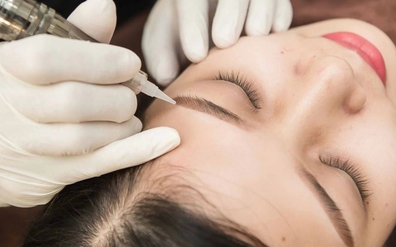 Spa Quảng Ninh phun xăm thẩm mỹ đang đa dạng hóa các dịch vụ để phục vụ nhiều đối tượng khách hàng.