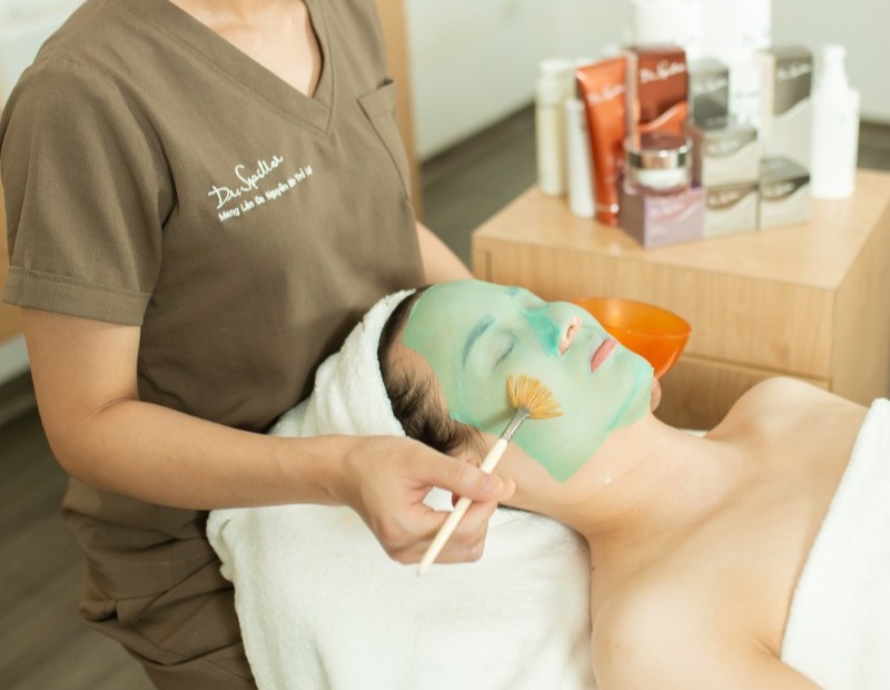 Skinlab là thương hiệu tiên phong cung cấp dịch vụ spa với không gian sang trọng, kết hợp view đẹp giúp khách hàng tận hưởng trọn vẹn