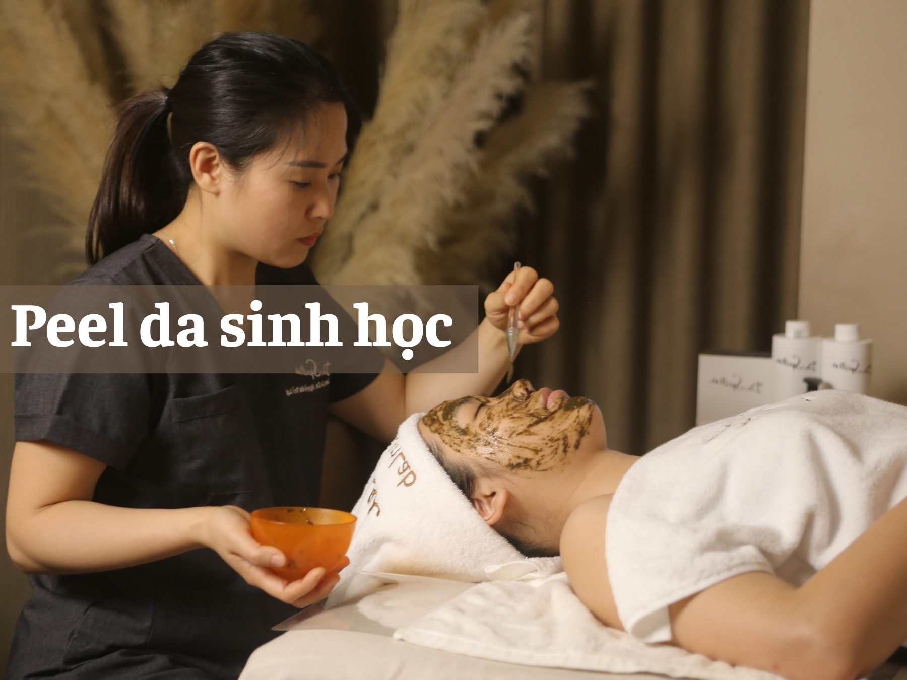 Chăm sóc và làm đẹp da là hành trình cần sự đầu tư nghiêm túc, đặc biệt khi áp dụng các phương pháp chuyên sâu như peel da