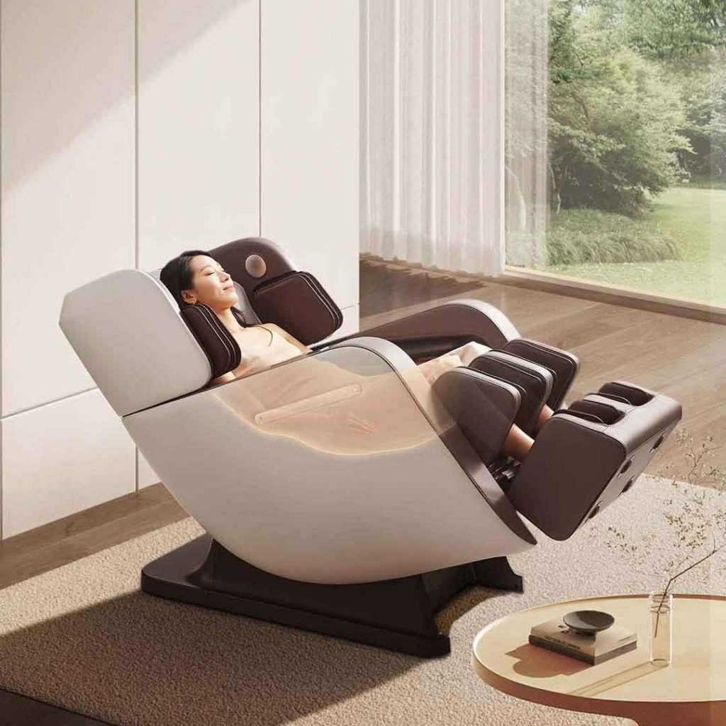 Ghế massage toàn thân đang trở thành lựa chọn hàng đầu trong việc chăm sóc sức khỏe và thư giãn tại nhà