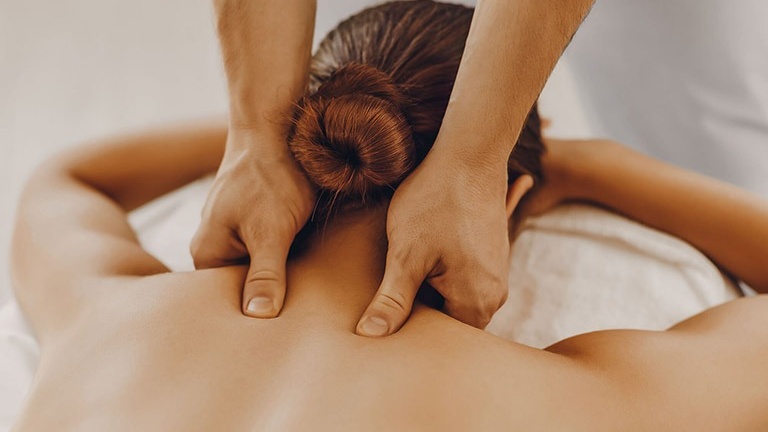 hướng dẫn giải bó cơ đúng kỹ thuật đóng vai trò quan trọng trong việc giúp giảm đau, cải thiện chức năng vận động và phòng tránh chấn thương hiệu quả