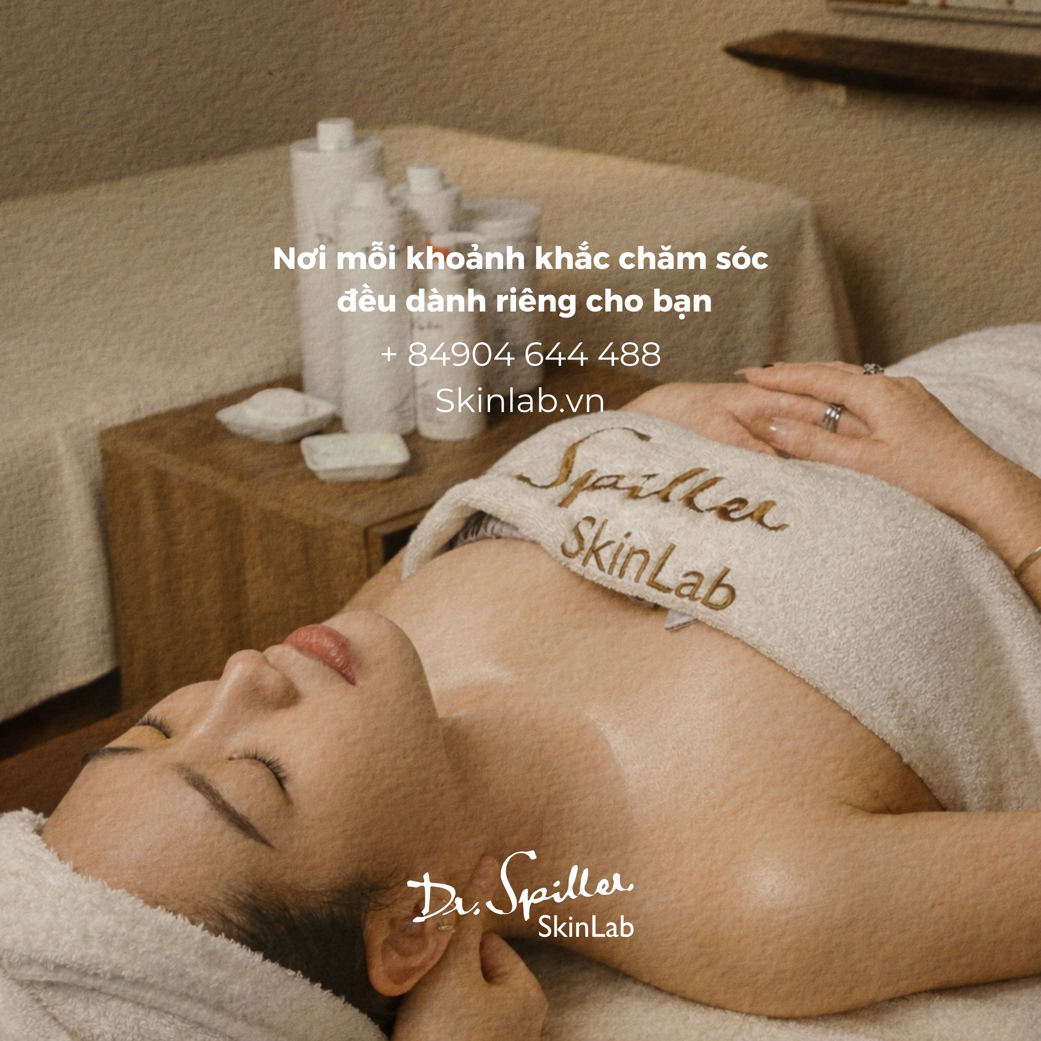 kết thúc liệu trình massage Hà Nội còn có bước chăm sóc bổ sung giúp bạn cảm nhận một làn da mịn màng, khỏe khoắn hơn.