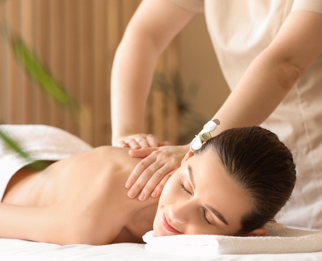 Massage Hà Nội ngày càng trở thành lựa chọn hàng đầu của nhiều người để chăm sóc sức khỏe và nâng cao tinh thần