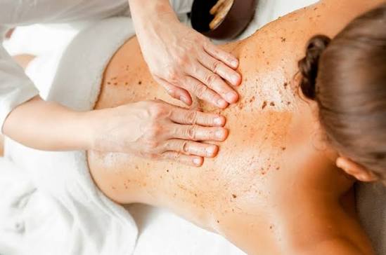Da body không đều màu thường xuất phát từ nhiều nguyên nhân khách quan và chủ quan khác nhau