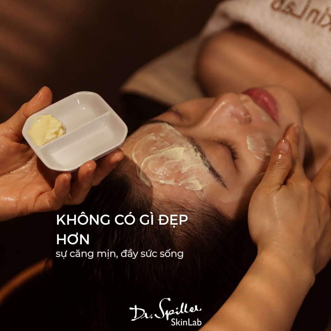 spa chăm sóc da mụn Hà Nội là lựa chọn được nhiều người quan tâm khi làn da xuất hiện mụn viêm, mụn ẩn, bít tắc lỗ chân lông hoặc dễ kích ứng.
