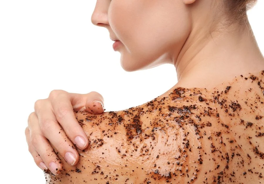 lựa chọn thực hiện ủ dưỡng body tại spa là bước hỗ trợ quan trọng nhằm duy trì làn da khỏe mạnh, mịn màng