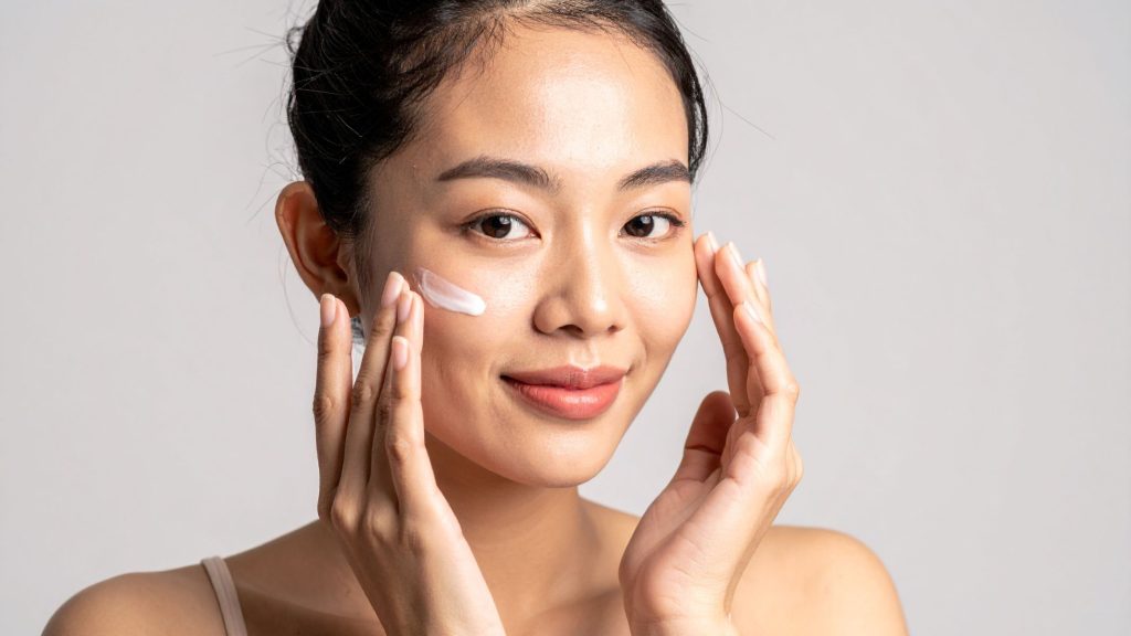 Nhận biết cách phân biệt nám da và tăng sắc tố sau viêm trước hết dựa vào lịch sử làn da, ví dụ bạn có từng bị tổn thương mụn hoặc viêm da hay không?